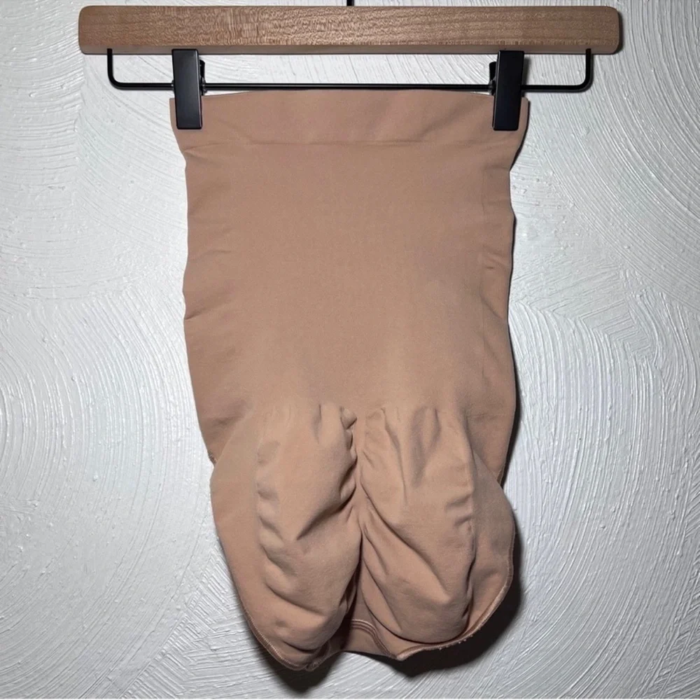 Skims Seamless Sculpt High-Waisted Brief  |  NWOT 2XL /3XL - Picture 3 of 3